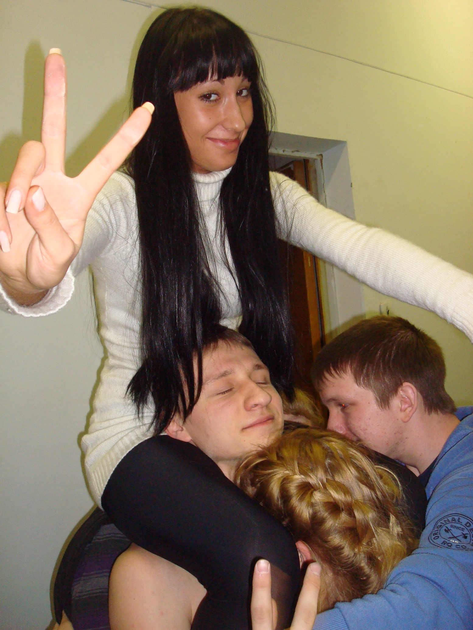 2136_1446210040.jpg
