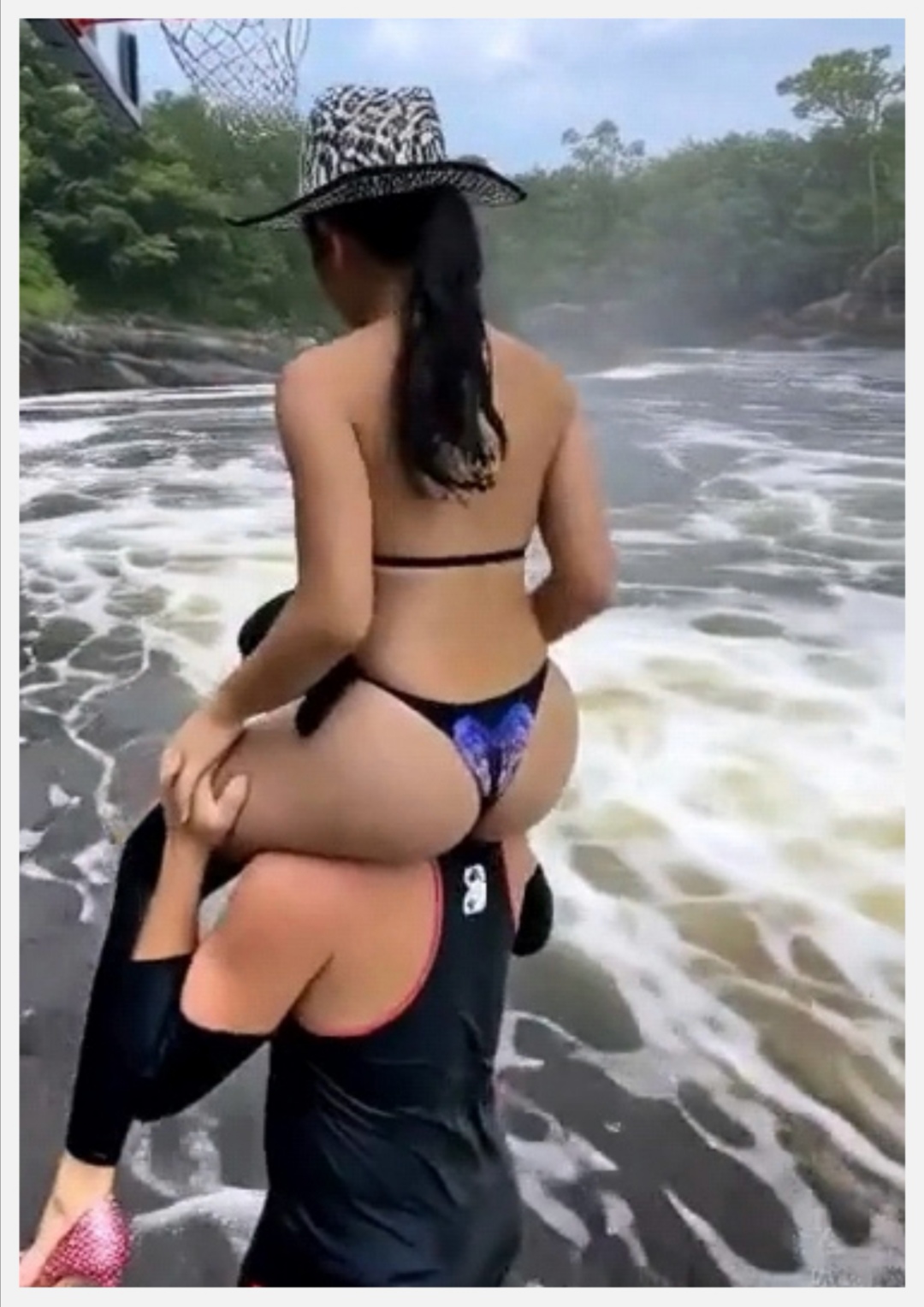 2136_1782121736.jpg