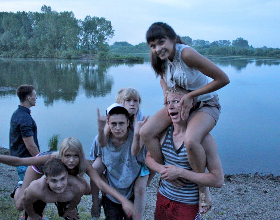 2322_1419003324.jpg
