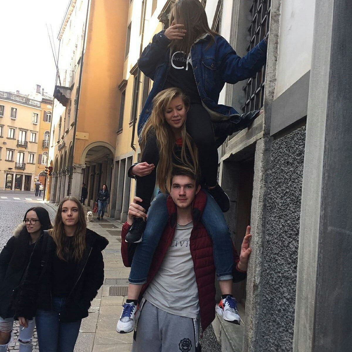 27003_1614381022.jpg