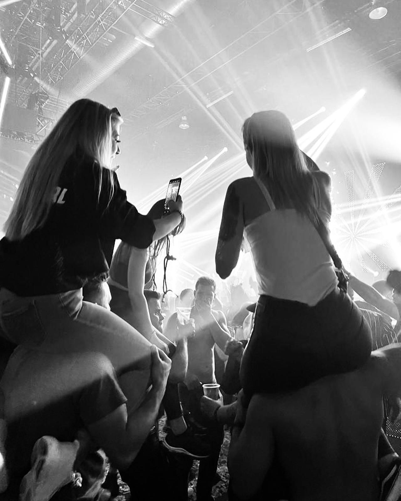 27062_1690314646.jpg