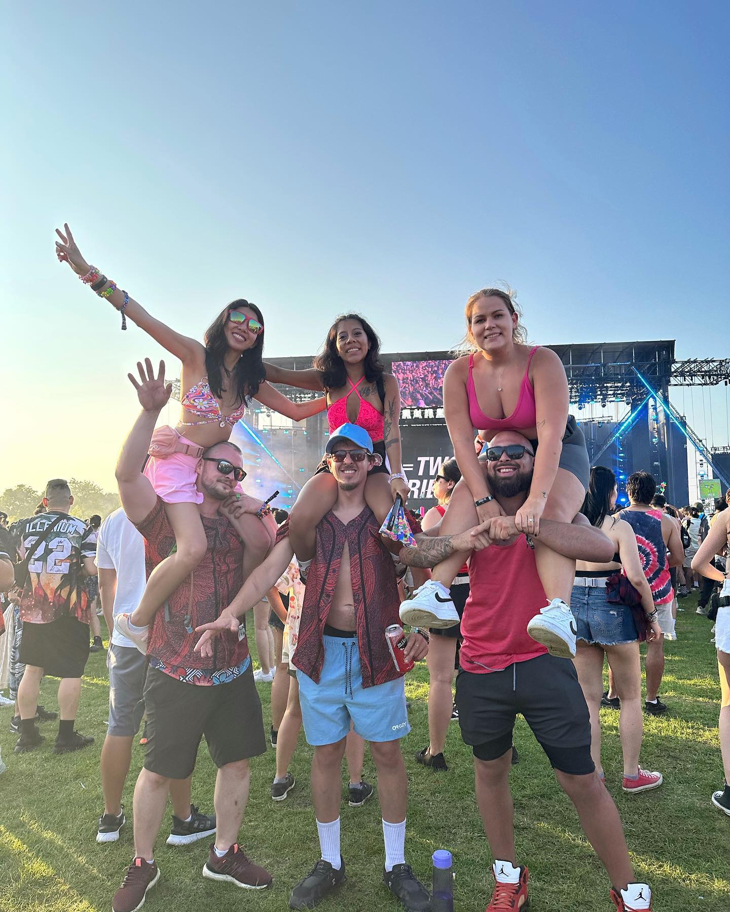27062_1691523867.jpg