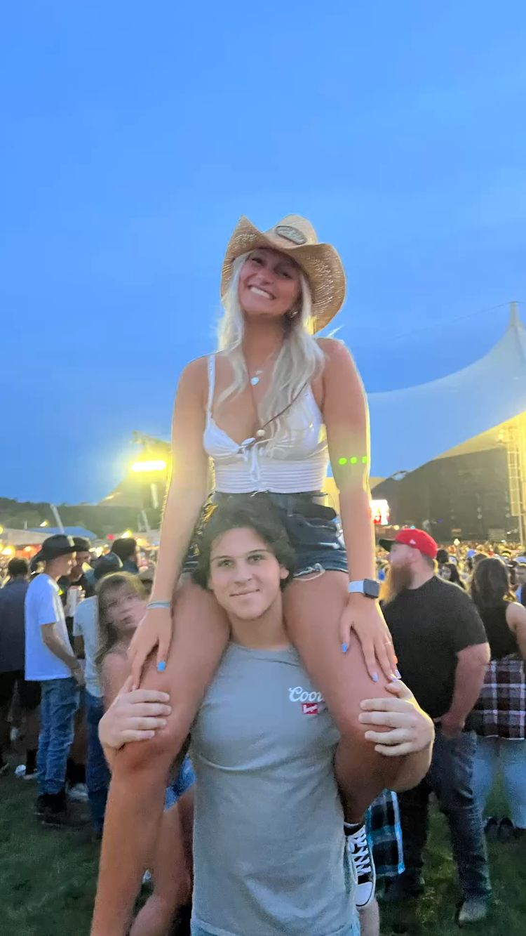 27062_1694698643.jpg