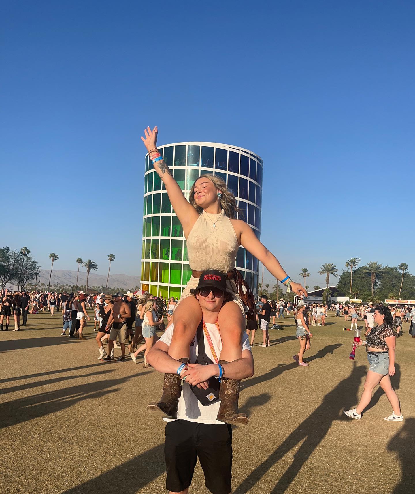 27062_1696541834.jpg
