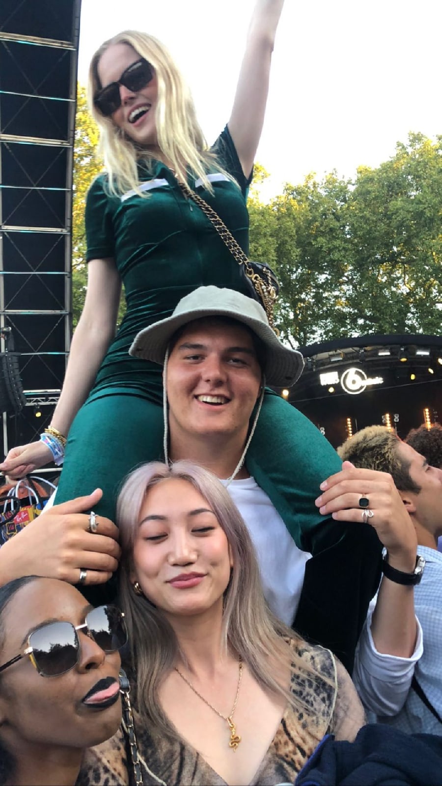 27062_1706213330.jpg