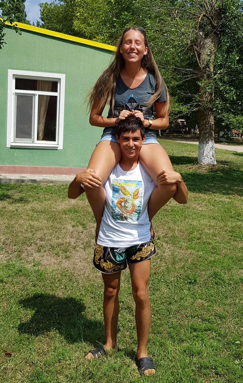 27593_1682621744.jpg