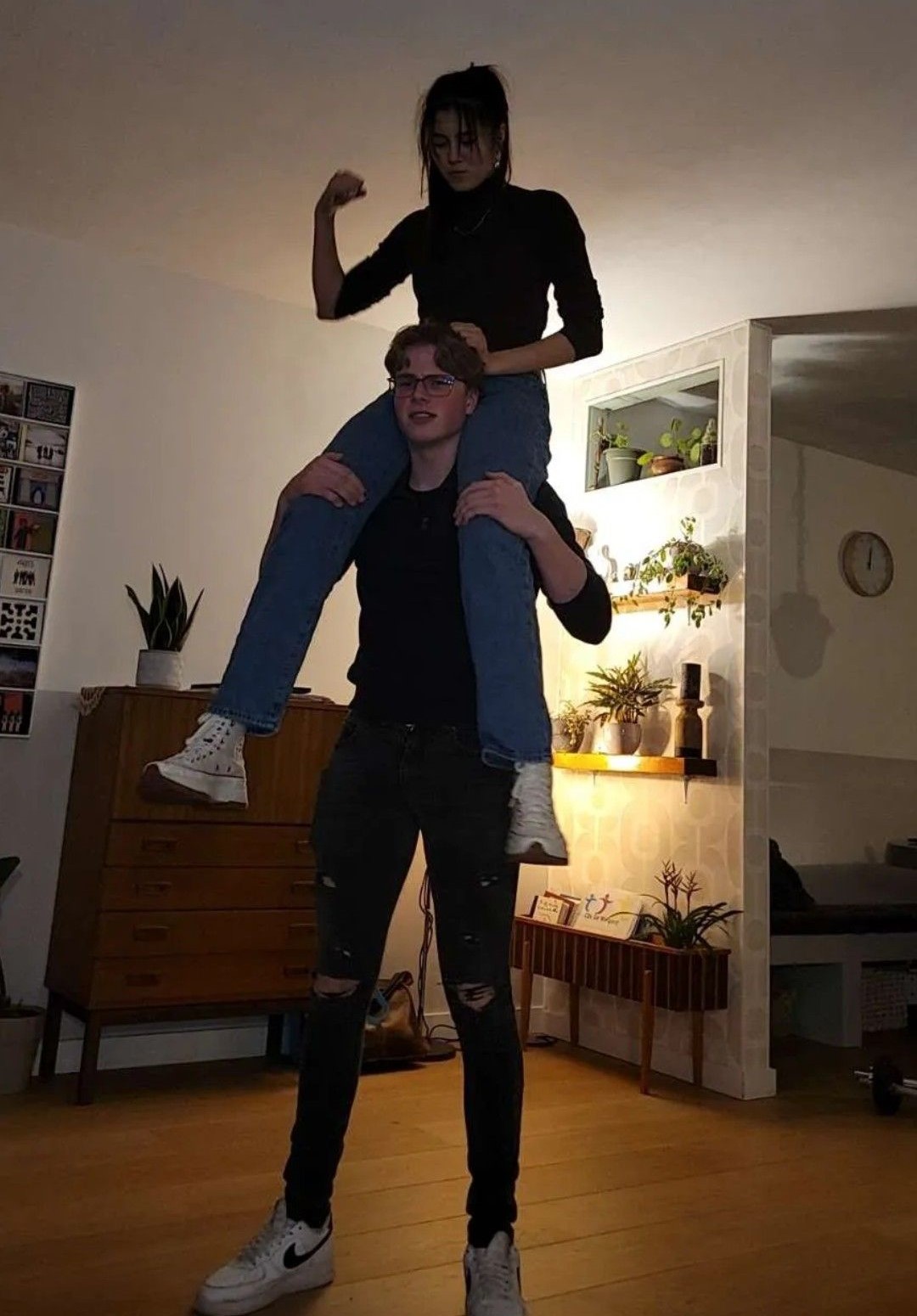 27593_1689277822.jpg