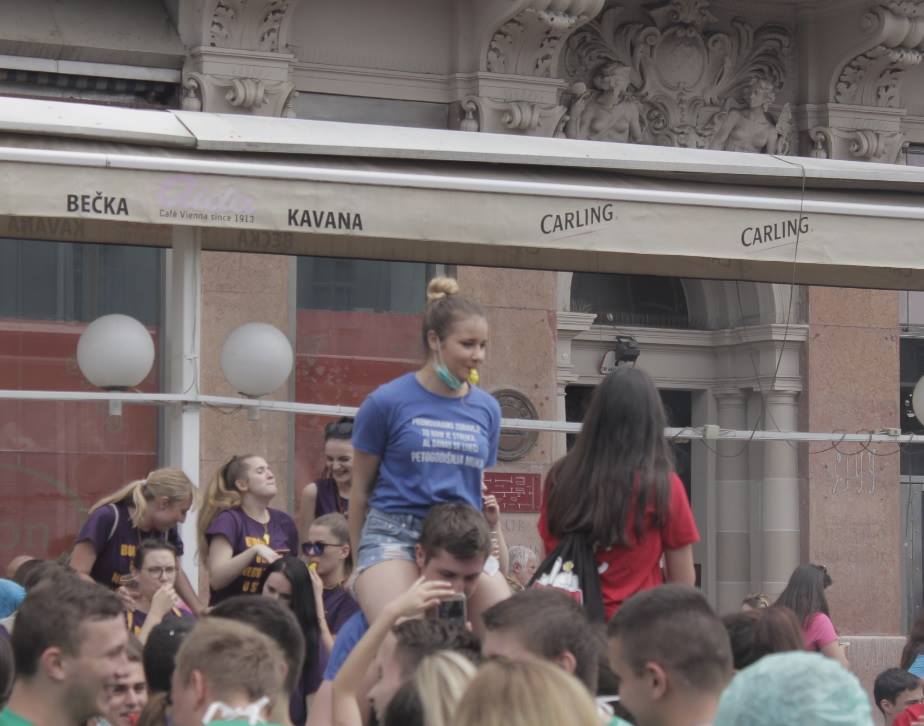 32_1531815184.jpg