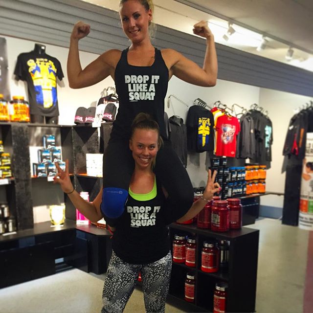 Ultimate shoulder rides / New Pics