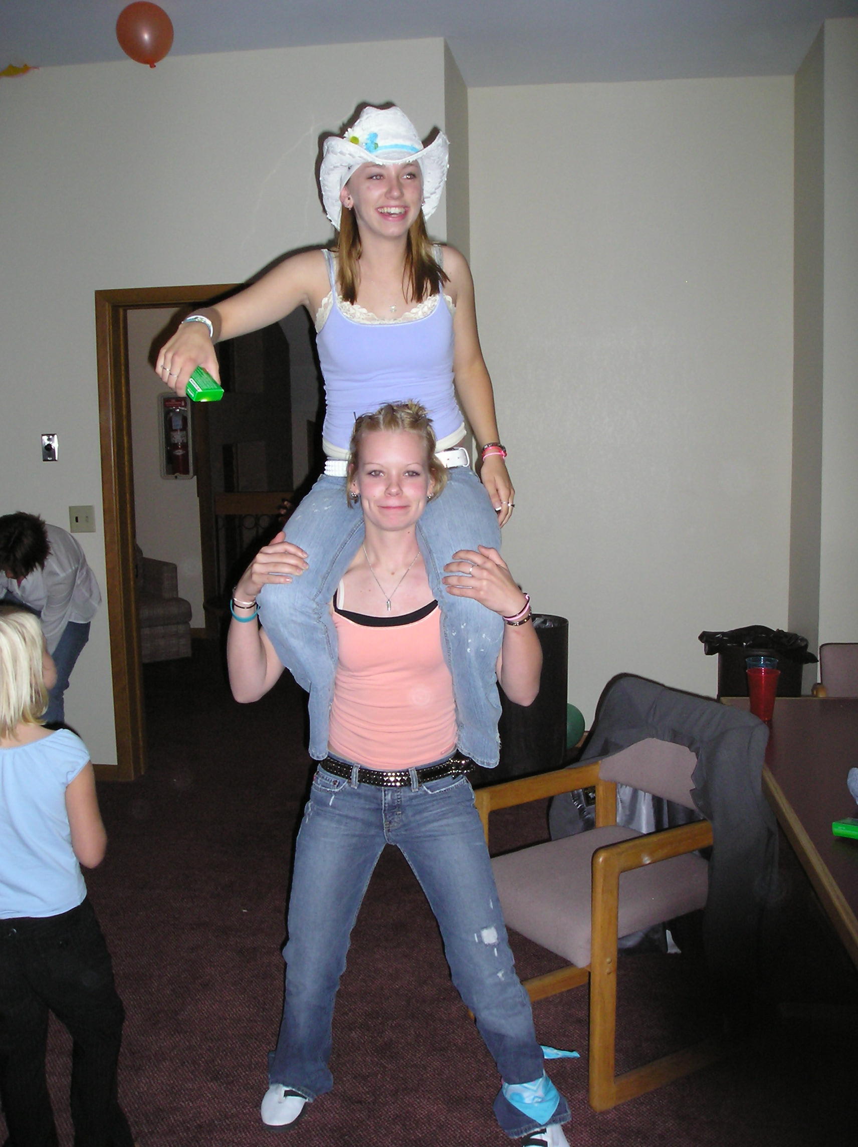 106_1443964177.jpg