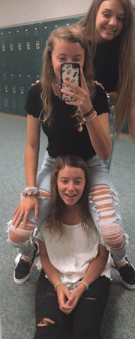 27062_1588768724.jpg